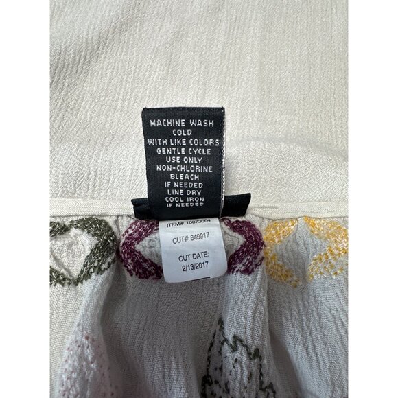 Torrid Womens Rayon Off-Shoulder Top With Multicolor Floral Embroidery Size 3X - Picture 6 of 7